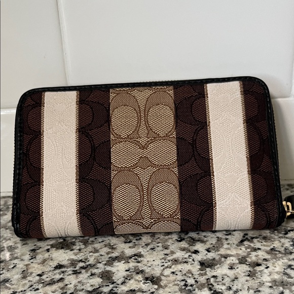 Coach Brown and Cream Stripe Wallet - Picture 2 of 3